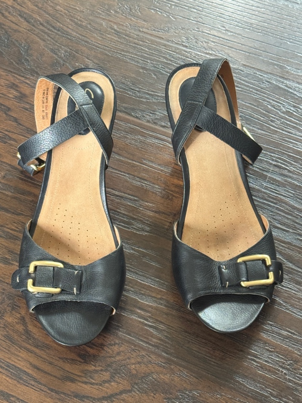 Clarks Black Leather Cross-Strap Sandals with Gold Buckles - Picture 3 of 12